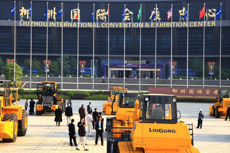 1530796864922085.jpg 組照《柳州會展中心》(2) 光歌 13597020020.jpg