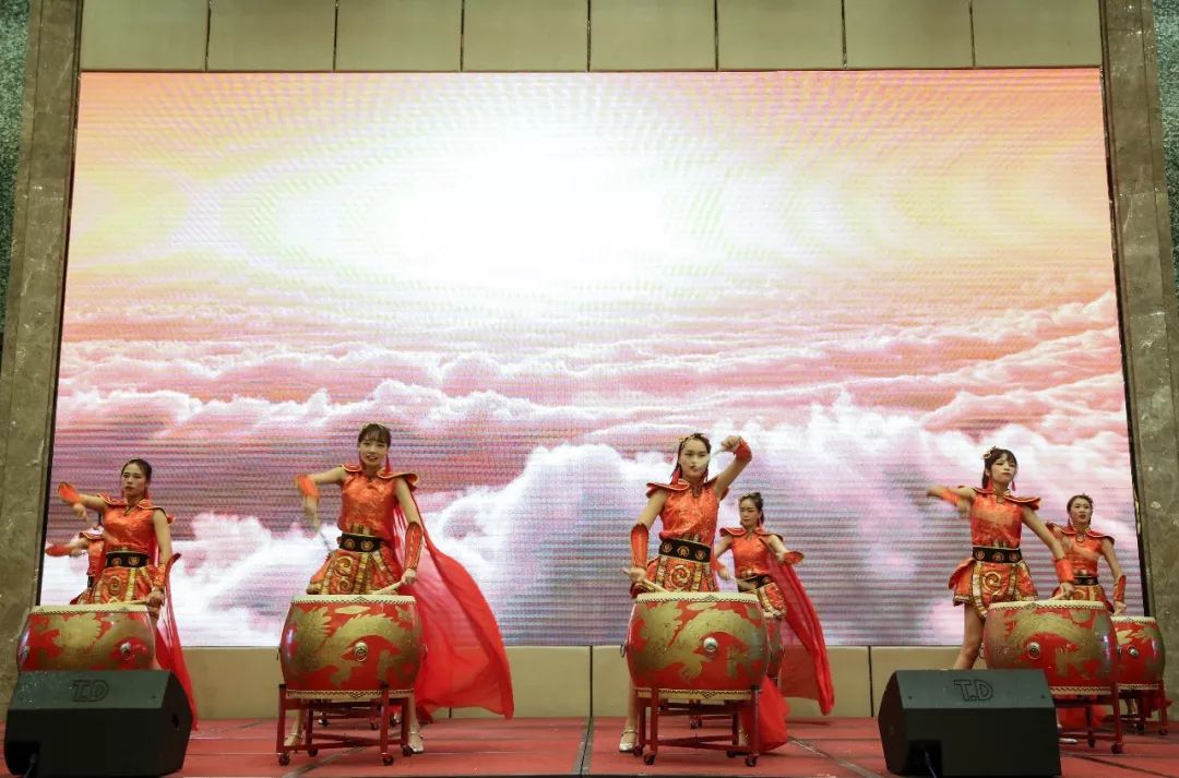 1534581562311119.jpg 4.webp.jpg