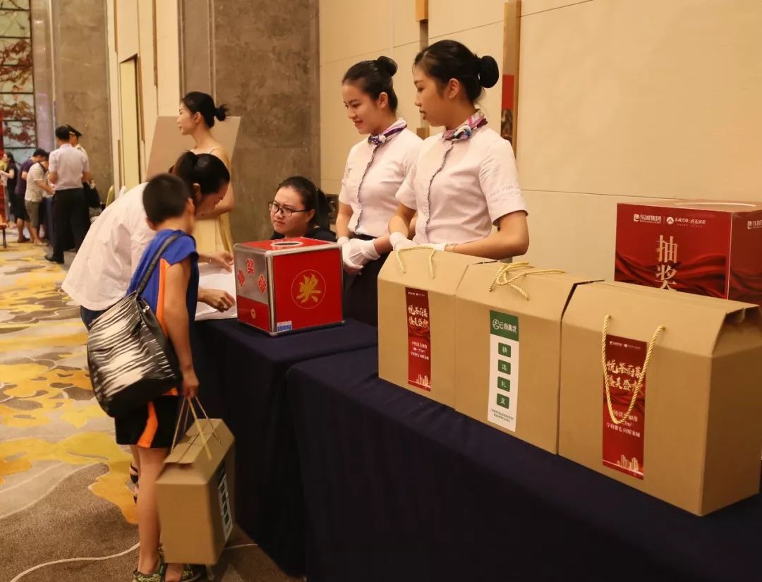 1534581696134431.jpg 8.webp.jpg