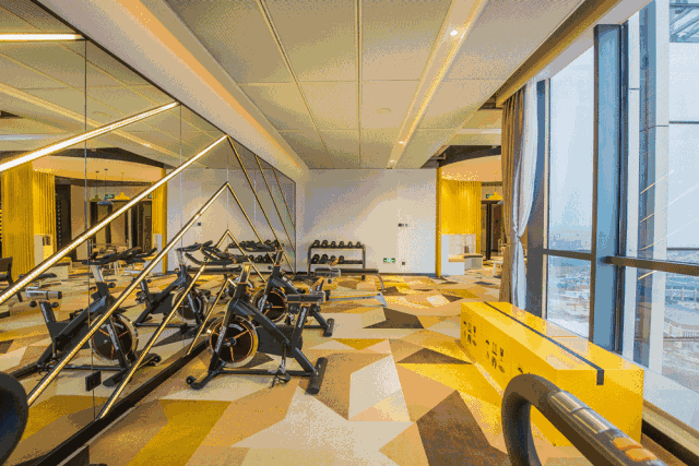 1534582167943256.gif 2.gif