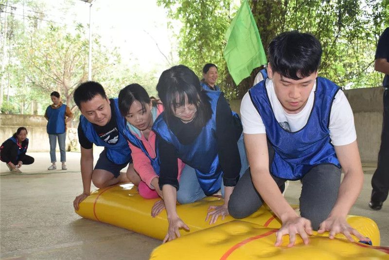 1555859462108526.jpg 1555859462108526.jpg