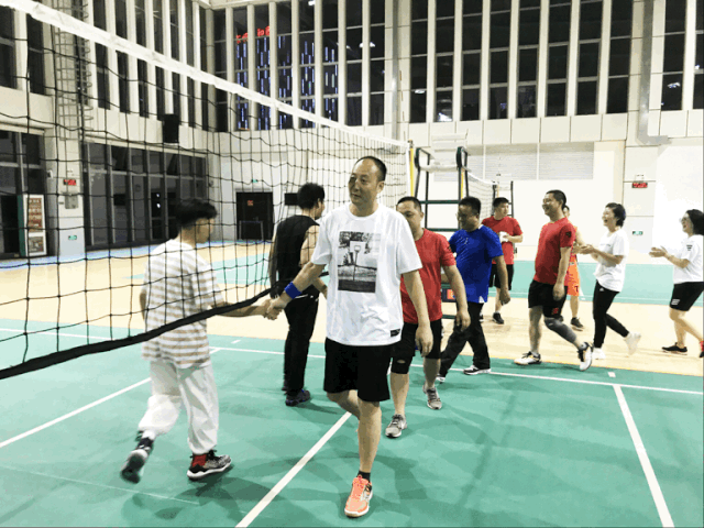 1561041503825650.gif 640 (2).gif