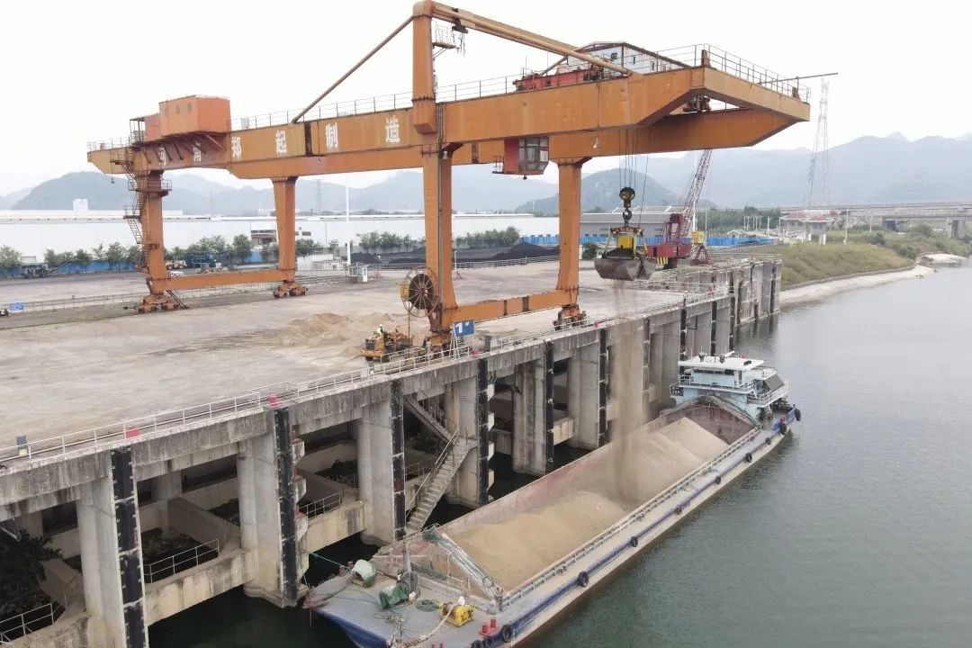 1698892405116598.jpg 1698892405116598.jpg